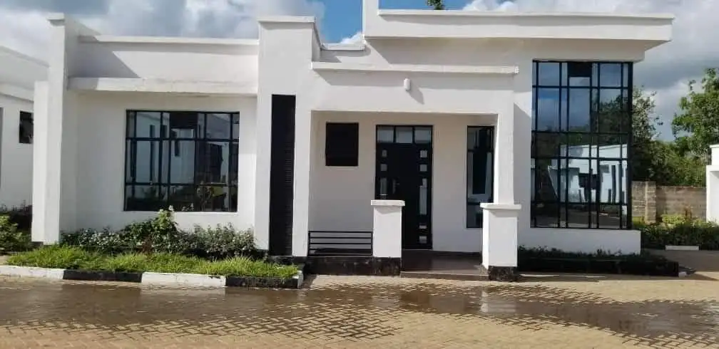 3 bedroom in sagana Image