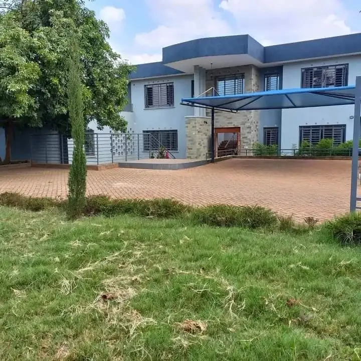 4 bedroom maisonette for sale along kiambu road Image