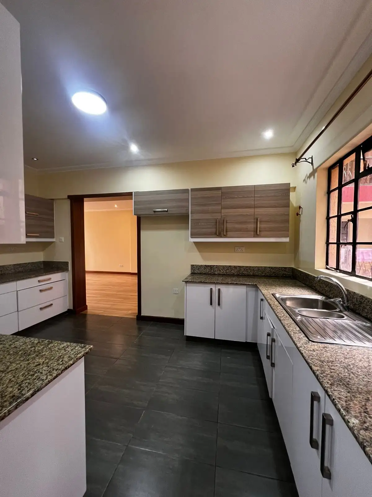 2 Bedroom plus DSQ Apartment for Rent in Westlands Image