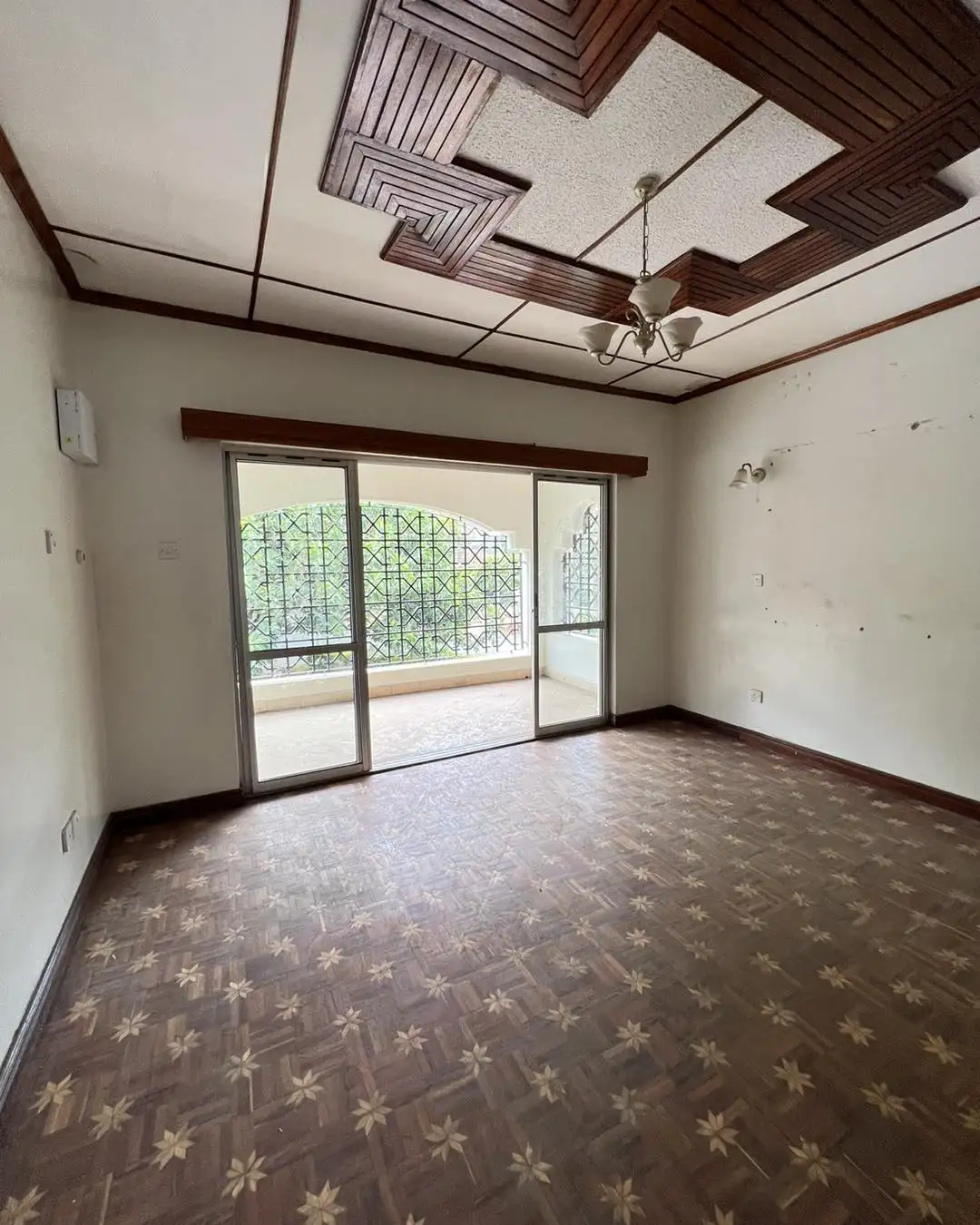 Spacious modern 4 bedroom plus dsq townhouse to let in kilimani  Image