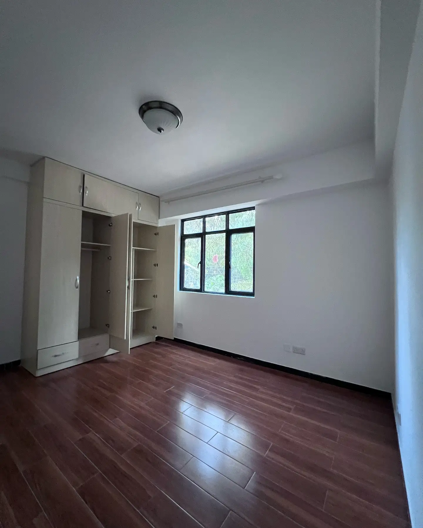 EXECUTIVE TWO BEDROOM APARTMENT TO LET in KILIMANI Image