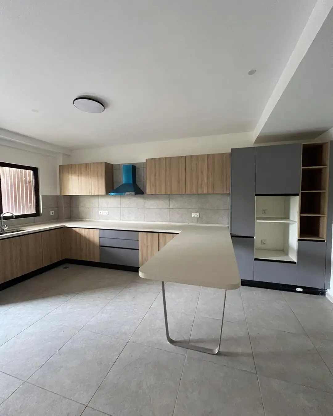 Spacious modern 3 bedroom plus dsq apartment to let in Kileleshwa Image