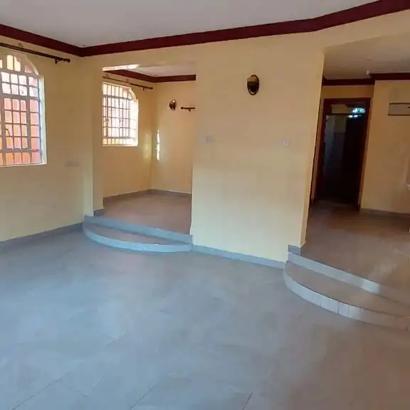 newly built 4 bedroom maisonette plus sq to let (kenyatta rd) Image