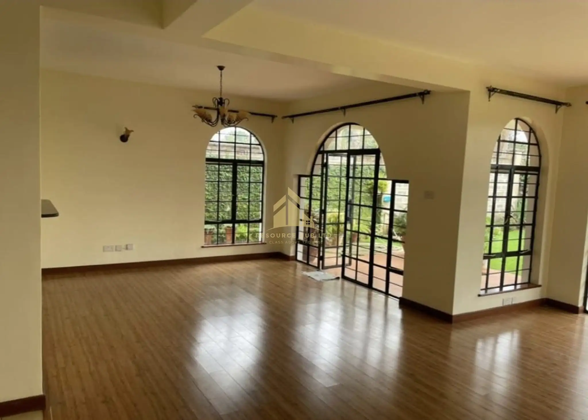 Lovely 4 Bedroom Maisonette For Sale in Kiambu Road Image