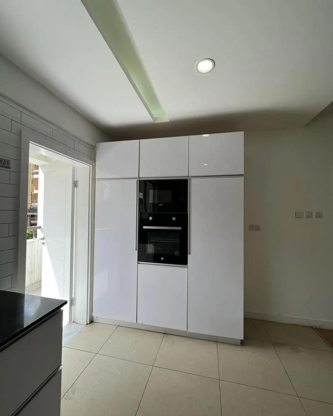 Spacious modern 4 bedroom plus dsq apartment to let in lavington Image