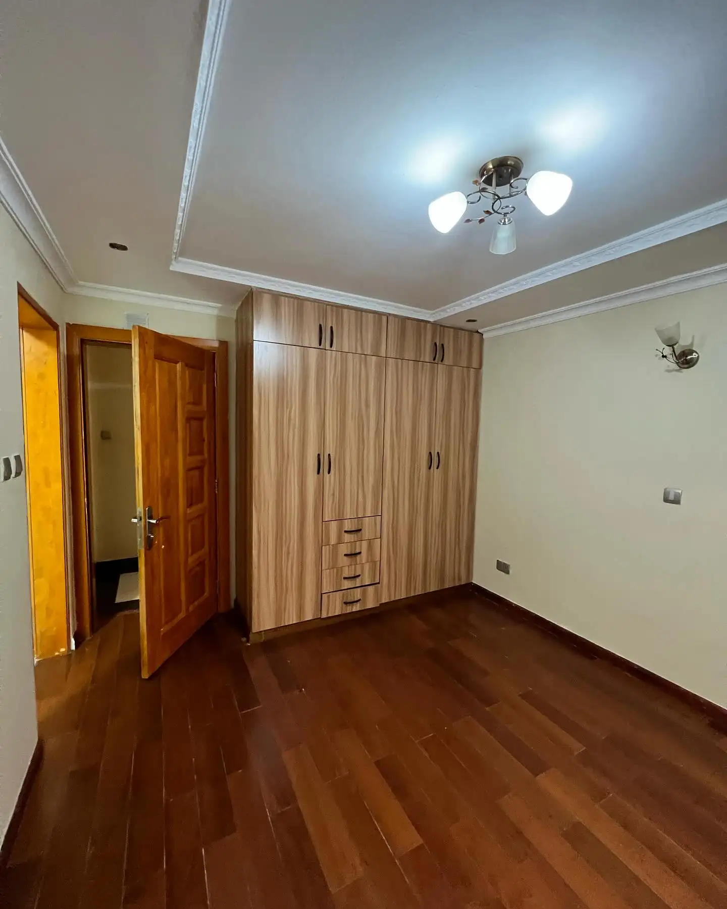 Modern 5 bedroom Vila For Rent in Lavington Image