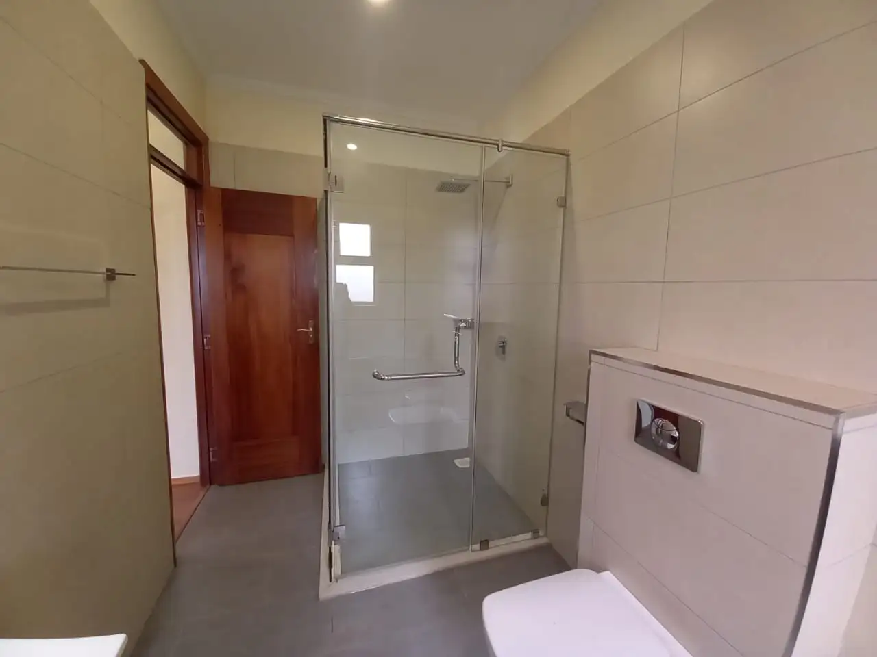 4 bedroom maisonette for sale in Runda Image