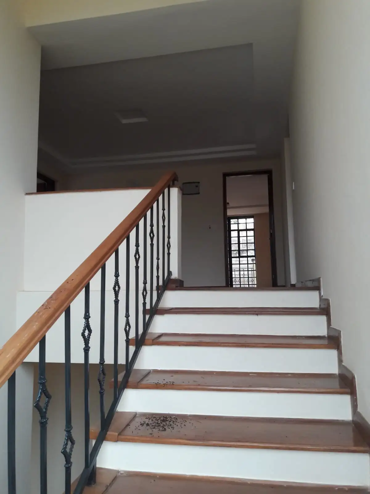 4 bedroom meticulous modern maisonette for sale in Kitisuru Image