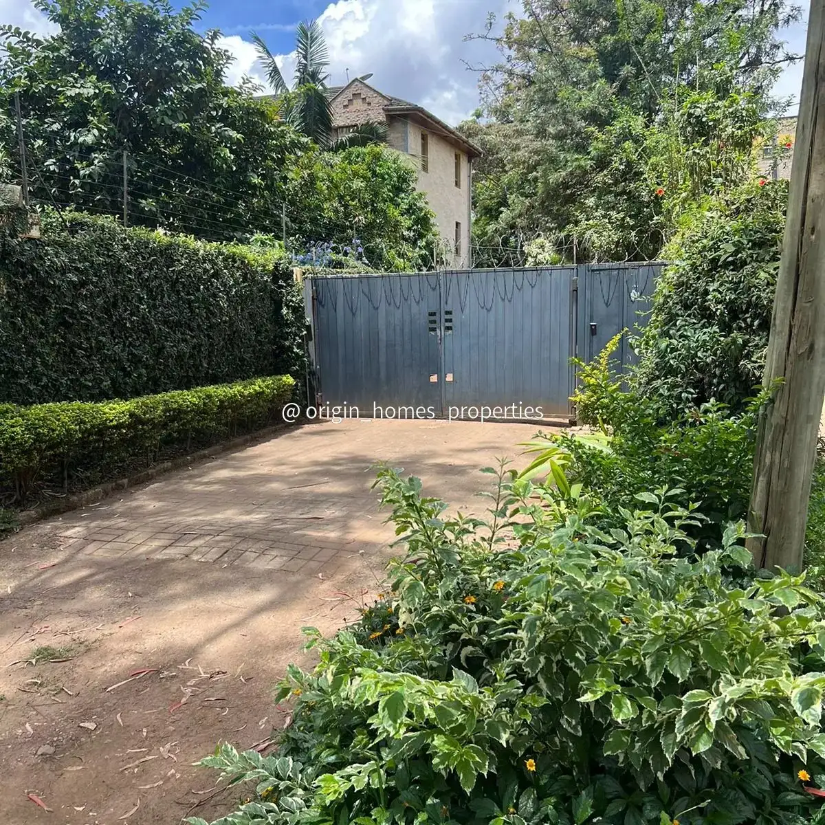 0.6  Acre plot for sale in Parklands Image