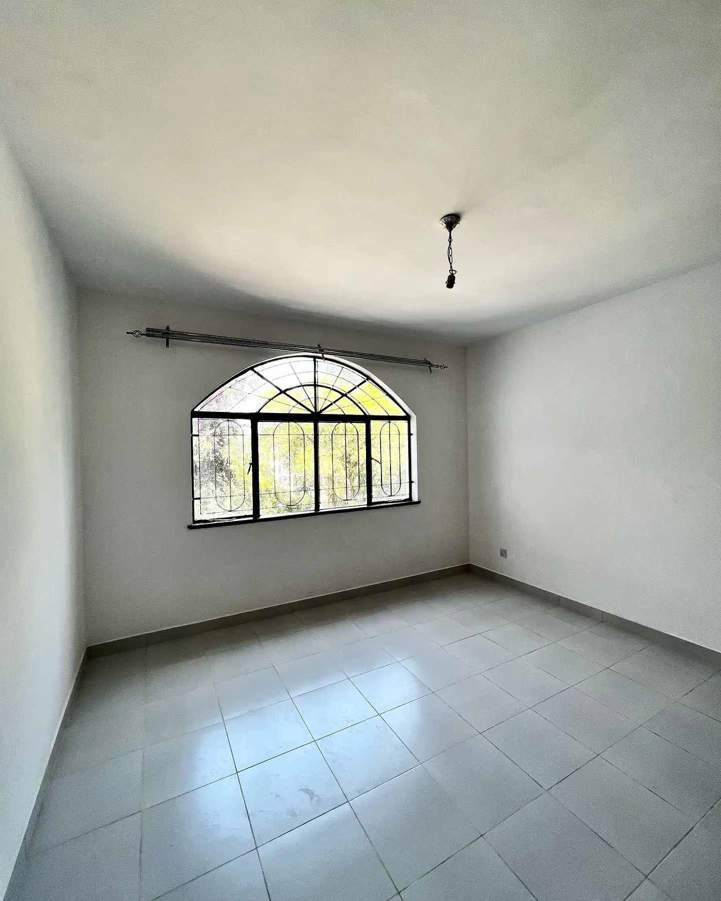 2 bedroom apartment to let in Westlands Image