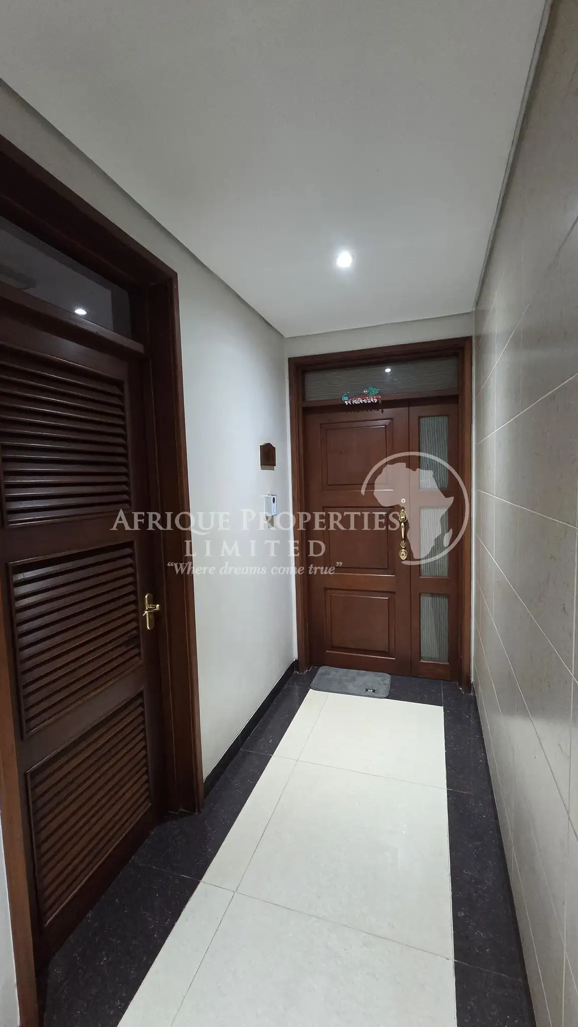 Sophisticated Modern 4 Bedroom Apartments For Sale in Parlands, Image