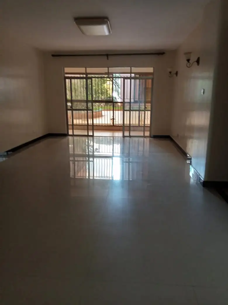 Absolutely stunning 3 bedroom apartment to let in Lavington Image