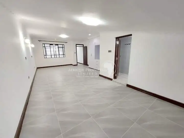 Stunning Modern 5 Bedroom Townhouse For Sale in Ruiru Image