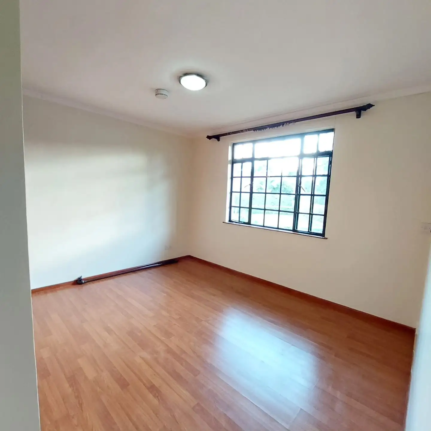 Spacous 4 bedroom maisonette to let in Fourways Junction Image