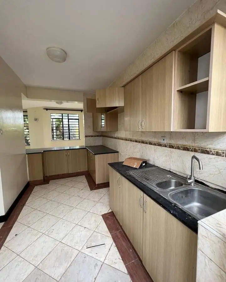 4 bedroom  maisonette  to let in Syokimau, off mombasa road. Image