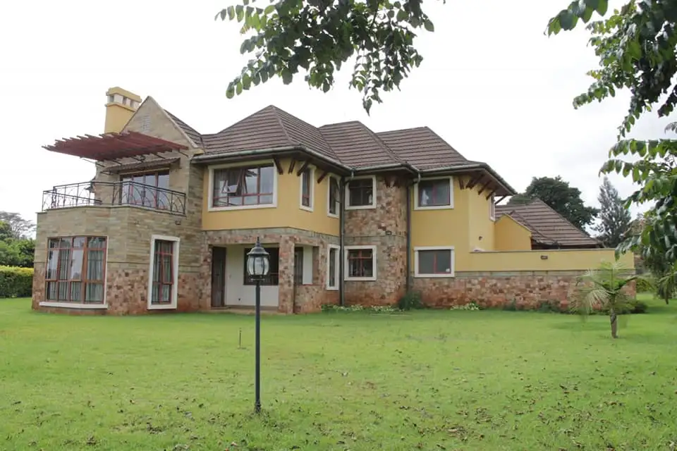 5 bedroom maisonette for sale in Runda Image