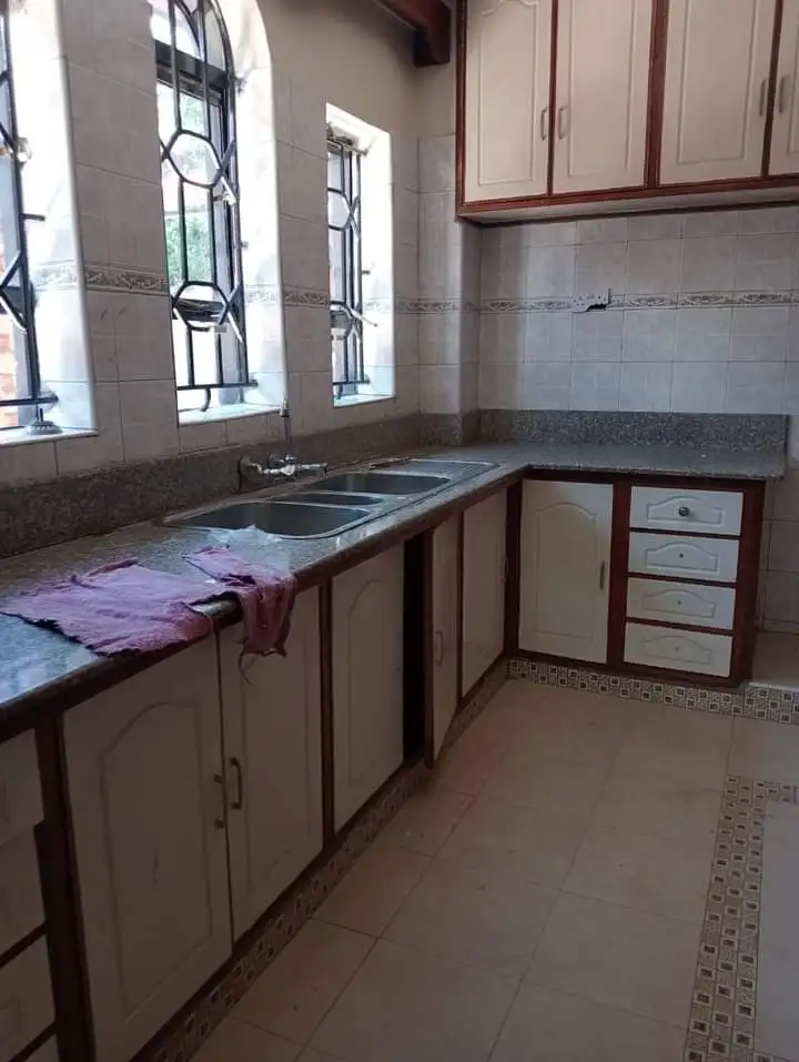 Lovely 4 Bedroom Maisonnette For Rent in Kitisuru Image