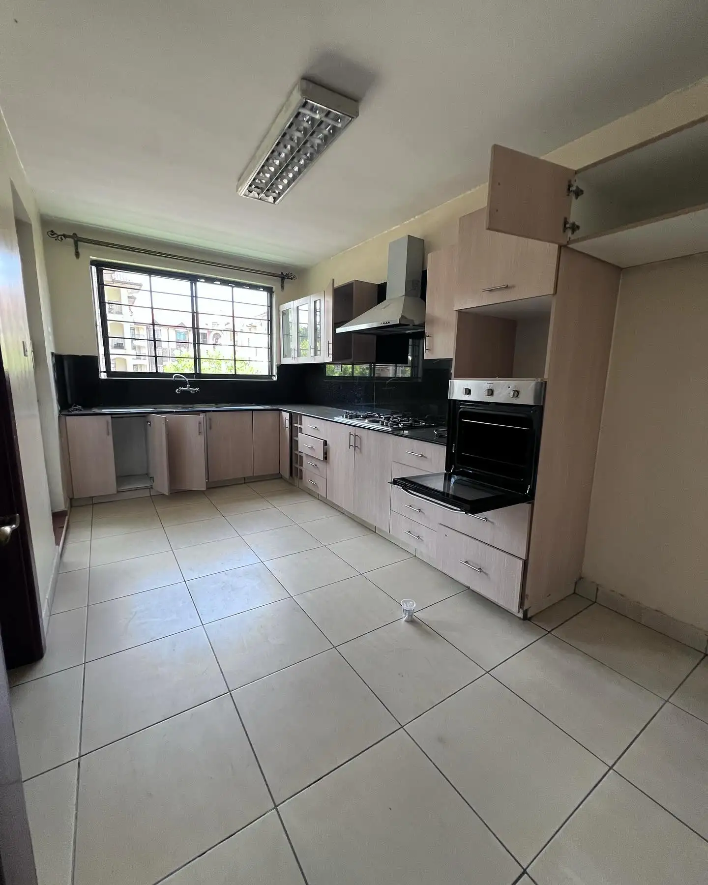 3 bedroom apartment to let in Kilimani Image