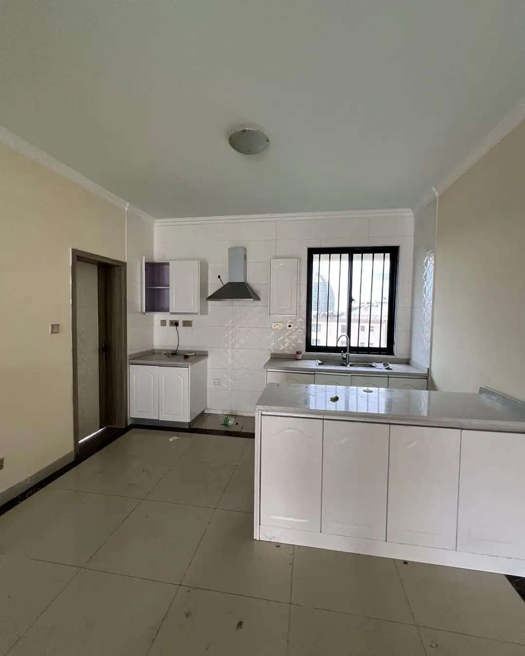 Spacious modern 2 bedroom apartment to let in kilimani Image