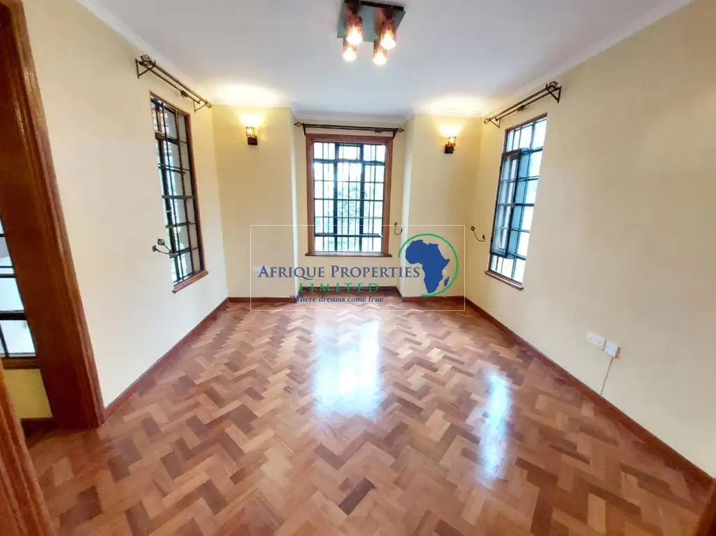 5 bedroom modern maisonette for rent in Runda Image