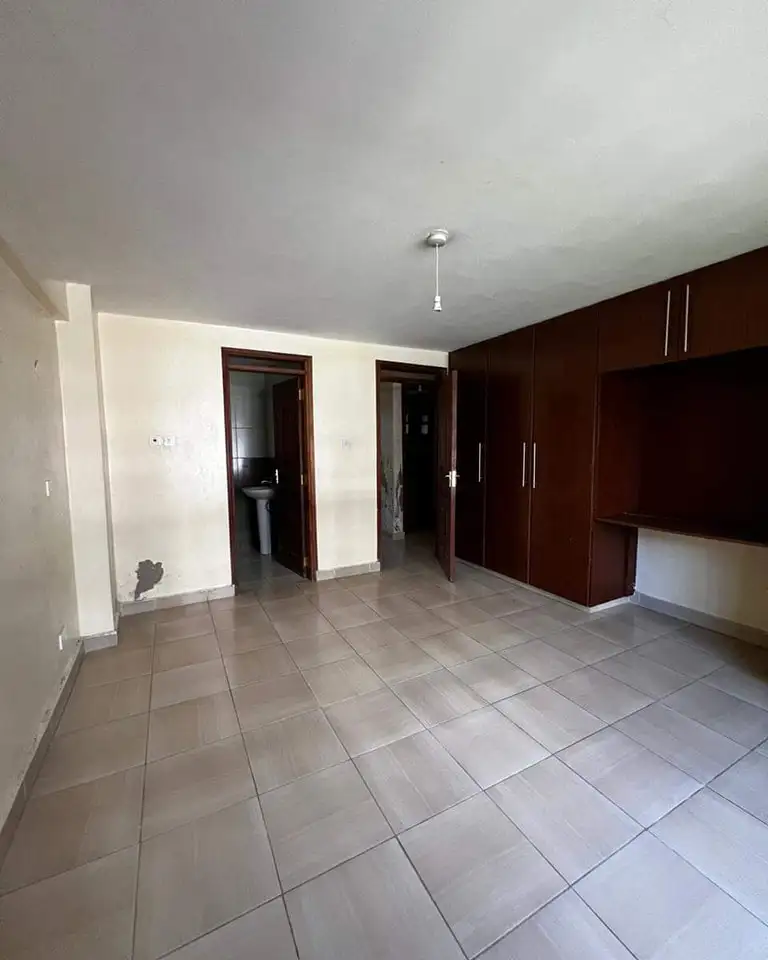 spacious 2 bedroom apartment to let in kileleshwa Image