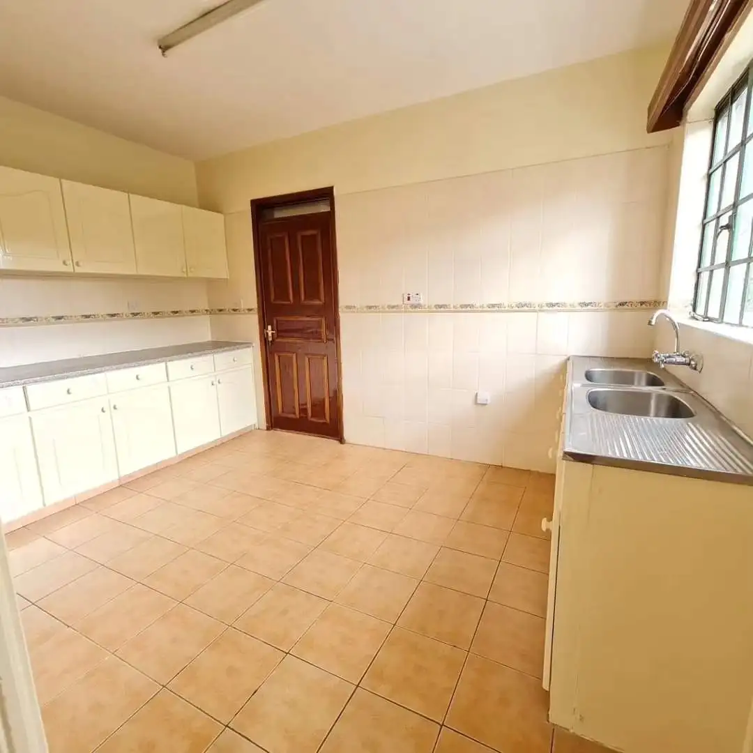 3 bedroom apartment to let in Kilimani. Image