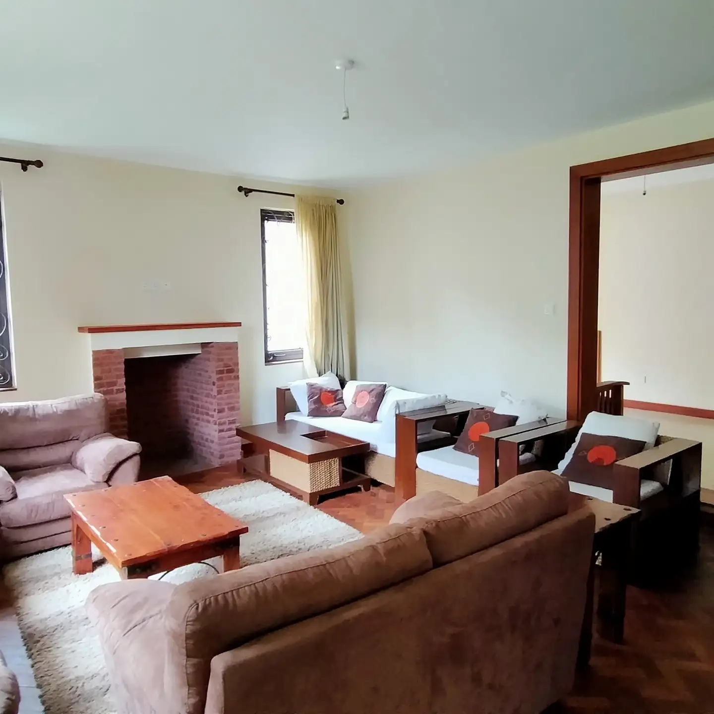 Executive  4 bedroom Townhouse for sale in Kerarapon.  Image