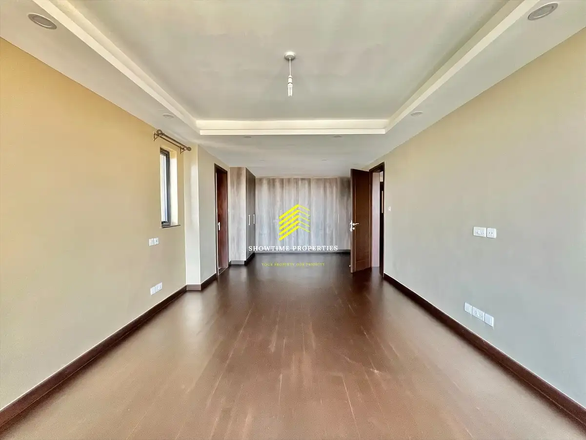 4 bedroom duplex apartment plus dsq to let in Lavington Image