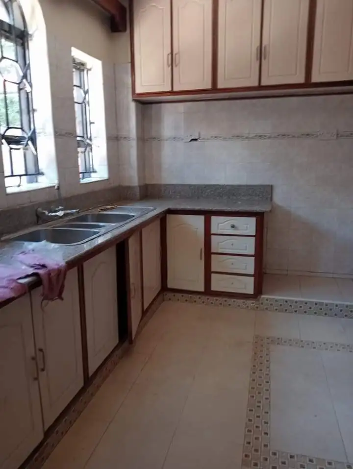 Lovely 4 Bedroom Maisonnette For Rent in Kitisuru Image