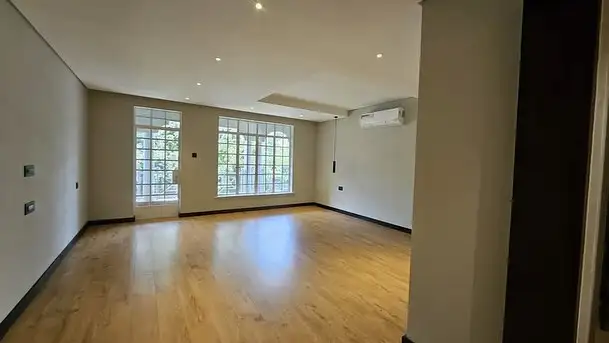 Luxury 5 Bedroom Villa Plus 2 DSQ For Rent in Runda Image