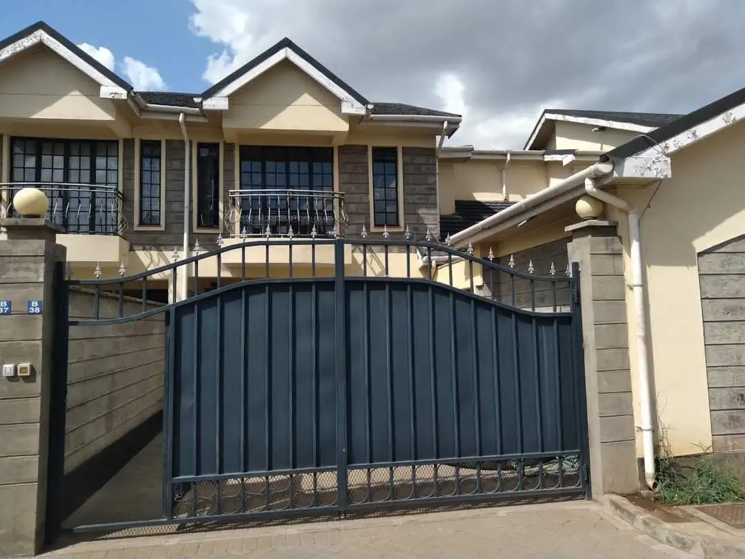 4 Bedroom Townhouse Plus Dsq to let in Syokimau. Image