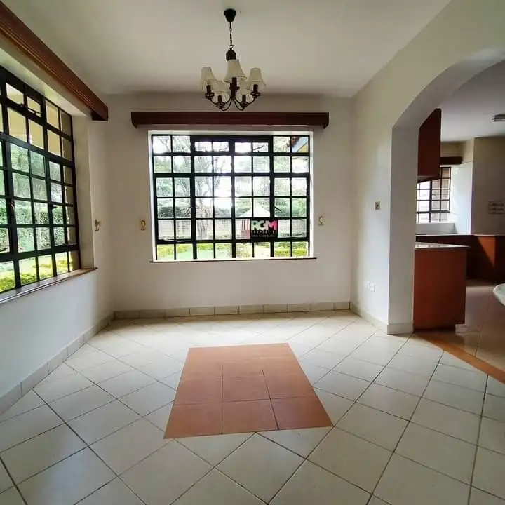 Lovely and gigantic 4 bedroom town house with 2 sqs  for sale in Karen Image