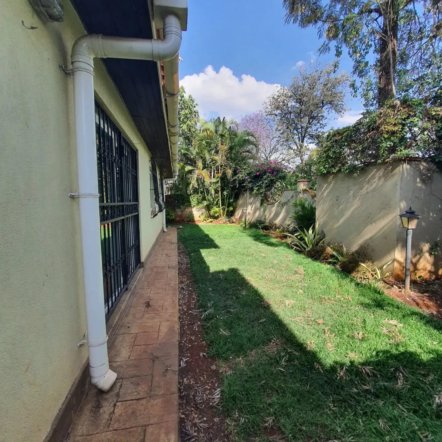 Amazing 4 Bedroom + DSQ Maisonette For Rent In Kilimani Image