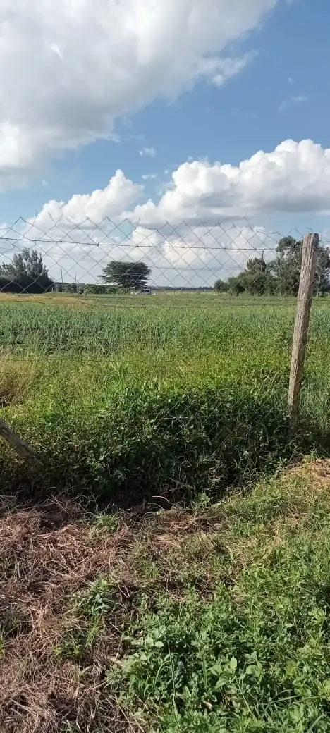 15 ACRES LAND FOR SALE IN NAMANGA, KAJIADO COUNTY Image