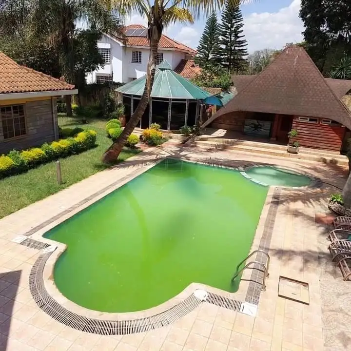 4 bedroom maisonette for sale in Runda Image