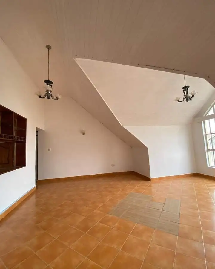  affordable 3 bedroom penthouse to let in Lavington Image