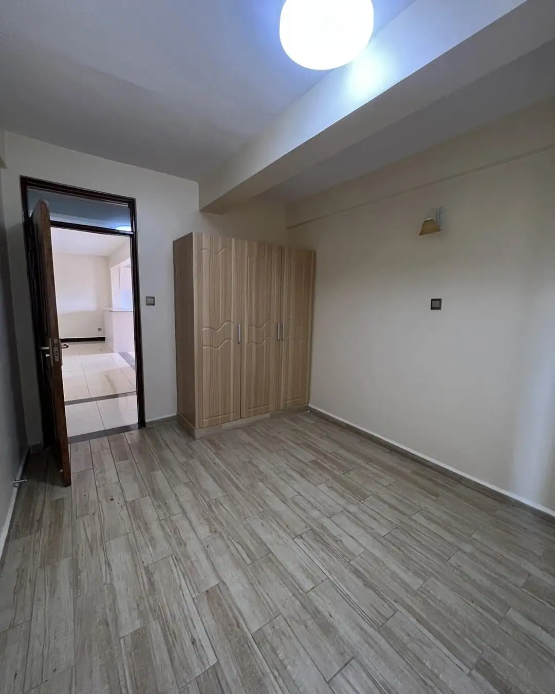 Spacious modern 3 bedroom apartment to let in kililani  Image