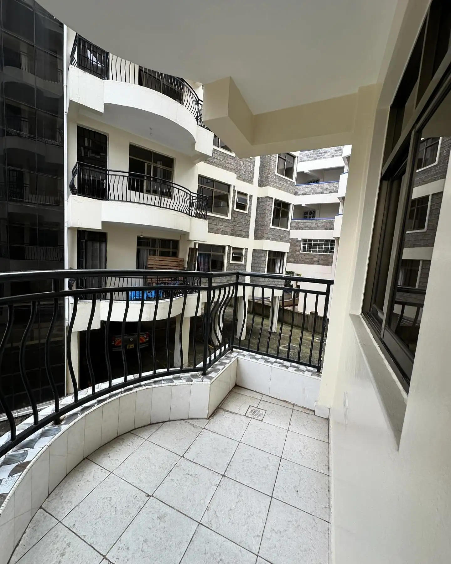 Lovely 3 Bedroom apartment for rent off Ngong Road Image