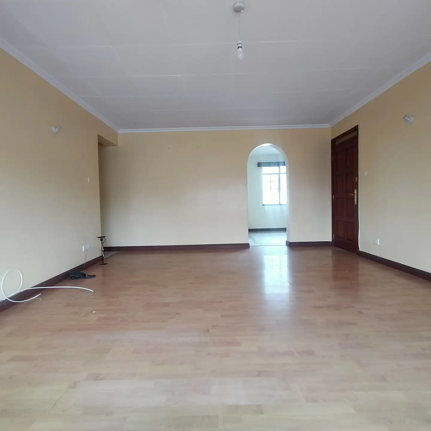 Spacious 3 bedroom apartment to let in Upper hill. Image