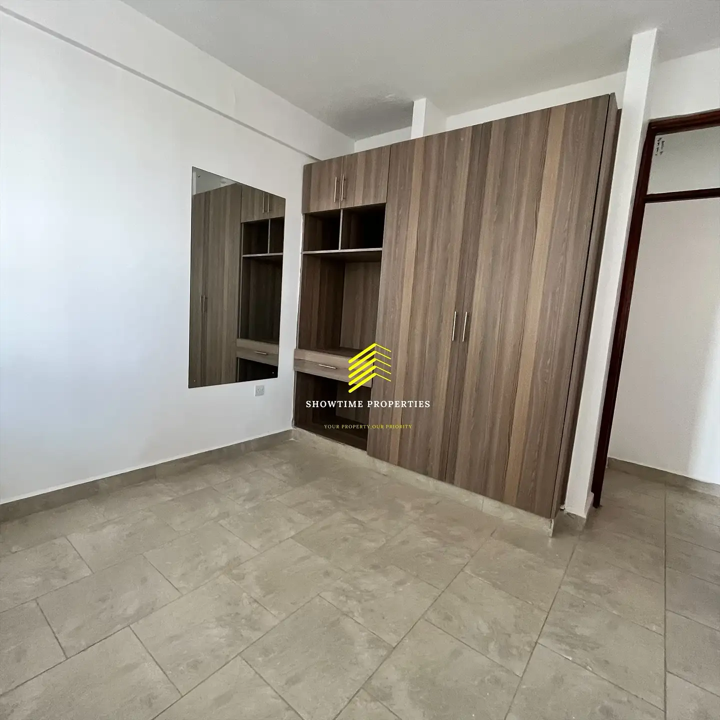 Spacious 1 bedroom apartment to let Close to The Junction Mall Image