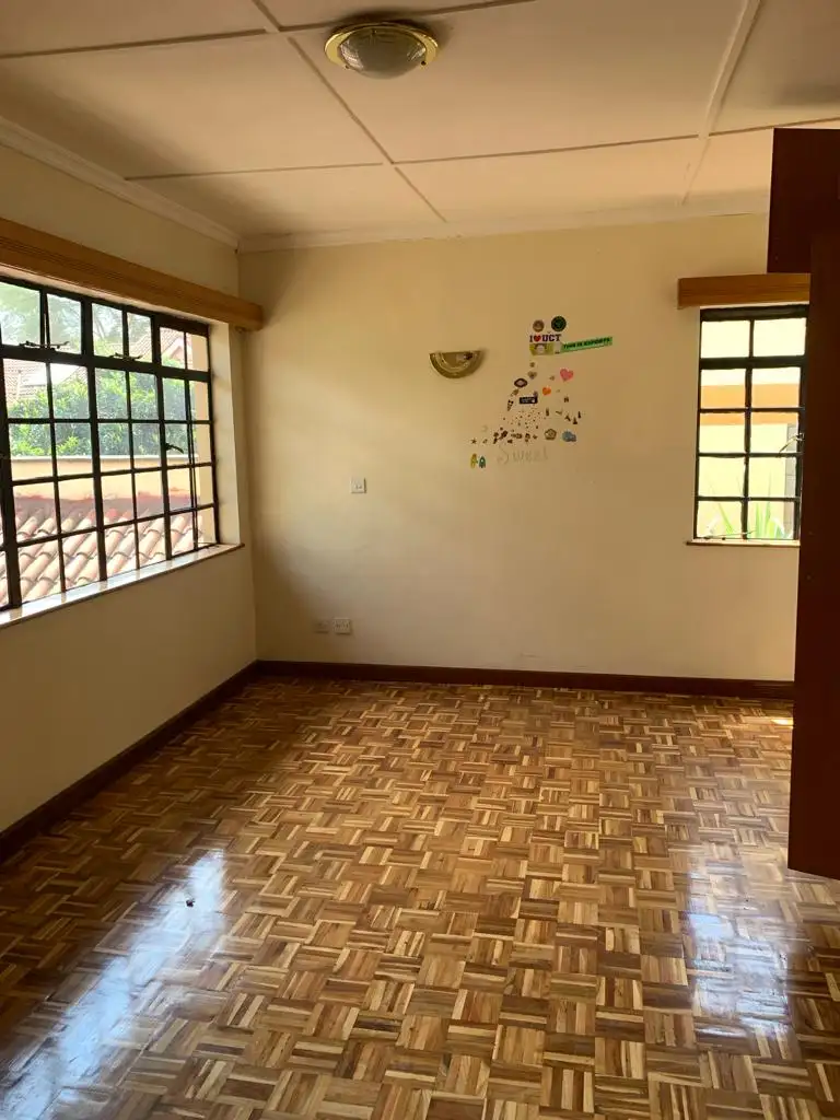 4 bedroom residential or silent office house for rent in lavington Image