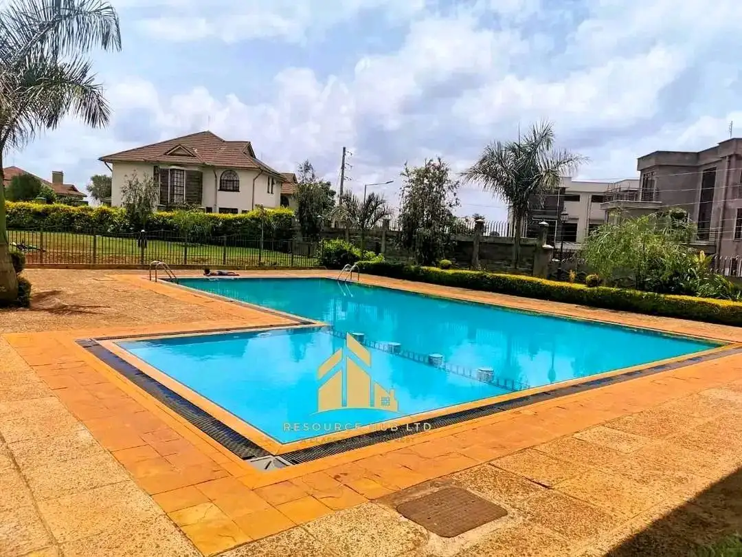 4 bedroom maisonette for sale in Loresho Image