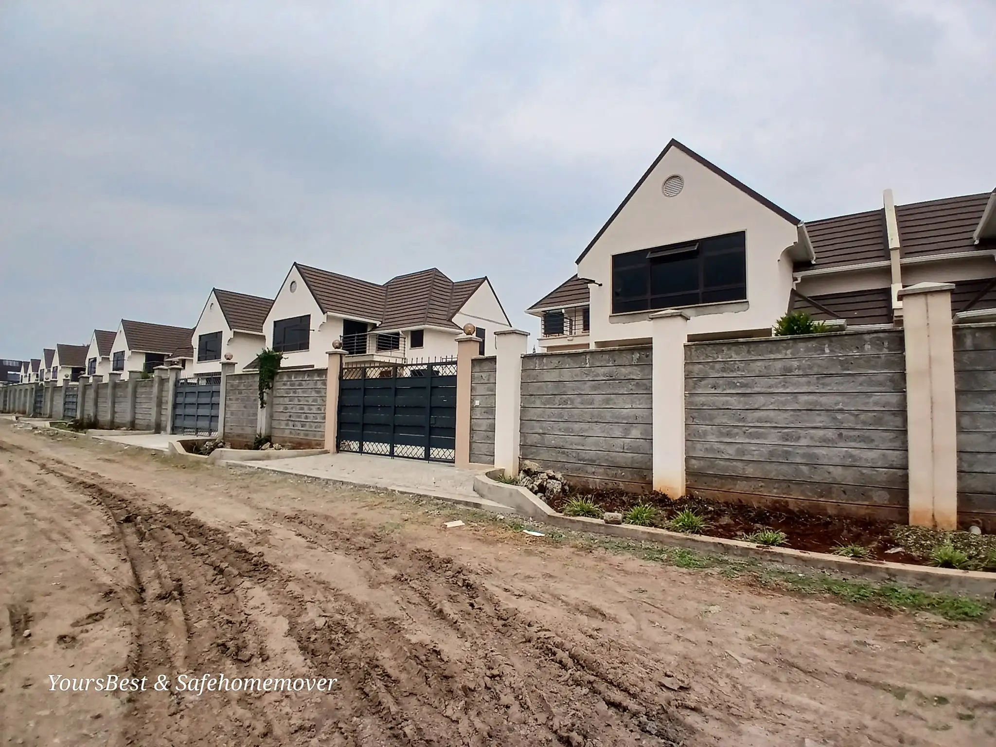 6 Bedrooms Townhouse  To Let/Sell in Syokimau Mwananchi Road Image