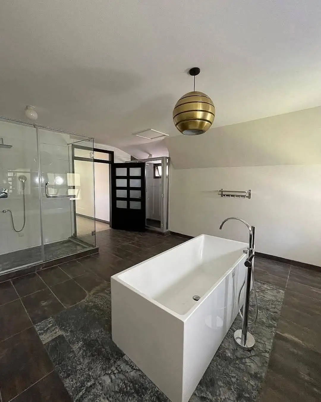 Luxurious 5 Bedroom Townhouse For Sale in Karen Image