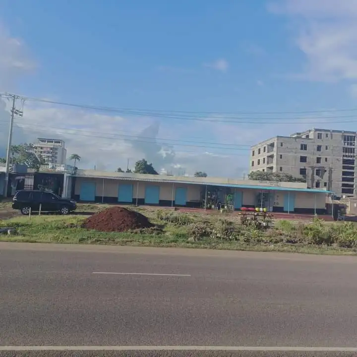 1 Acre Commercial Land For Lease in Northern Bypass Image