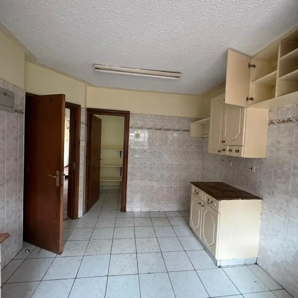 4 bedroom  townhouse to let in Lavington Image