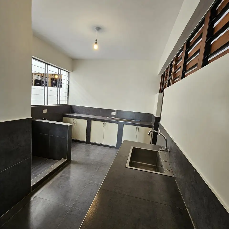 Spacious and Modern 4 Bedroom Apartment For Sale in Parklands Image