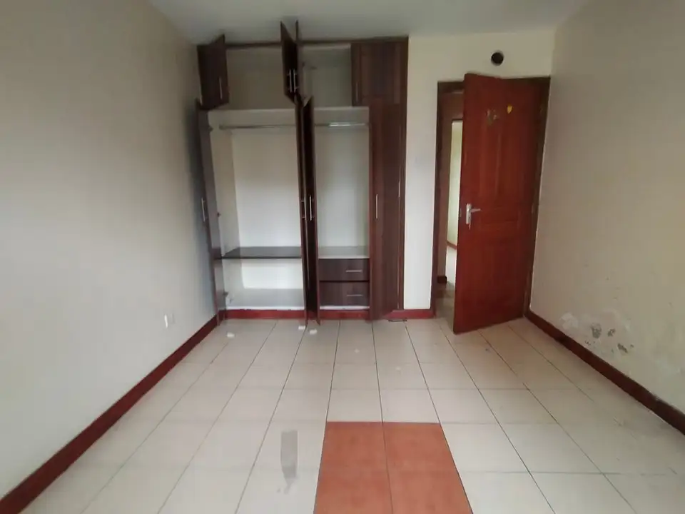  spacious 2 bedroom apartment to let madaraka Image