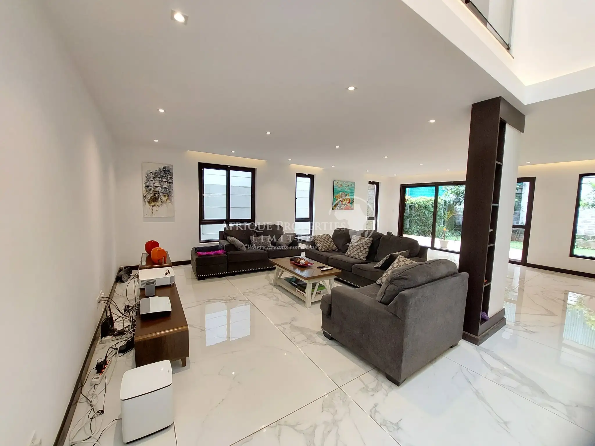 Luxury 4 Bedroom Villa For Sale in Kitisuru Image