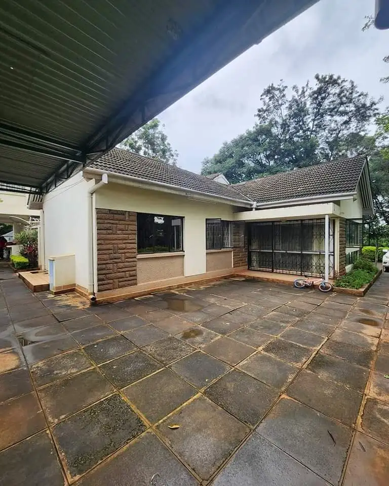 Spacious 4 bedroom bungalow to let in Ngong Image